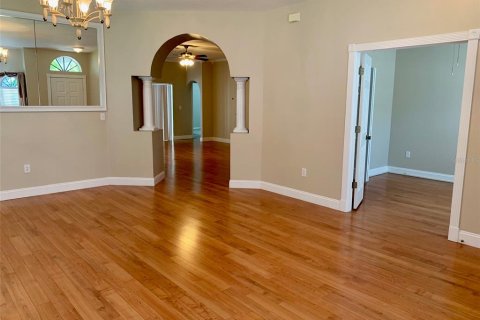 House in Odessa, Florida 4 bedrooms, 181.72 sq.m. № 2273089 - photo 5