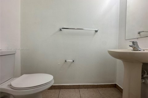 Снять в аренду таунхаус в Мирамар, Флорида 3 спальни, 134.71м2, № 2011082 - фото 7