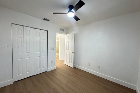 Снять в аренду таунхаус в Мирамар, Флорида 3 спальни, 134.71м2, № 2011082 - фото 23