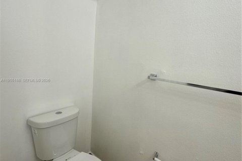 Снять в аренду таунхаус в Мирамар, Флорида 3 спальни, 134.71м2, № 2011082 - фото 6