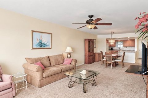 Copropriété à vendre à Saint Petersburg, Floride: 1 chambre, 110.09 m2 № 2412623 - photo 17