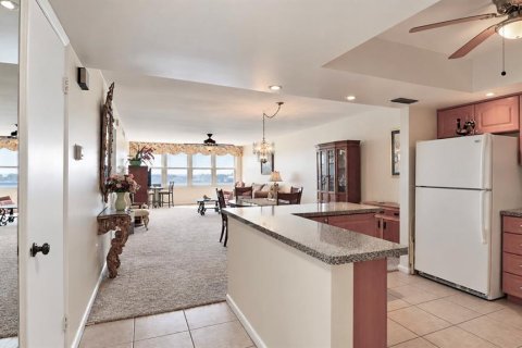Copropriété à vendre à Saint Petersburg, Floride: 1 chambre, 110.09 m2 № 2412623 - photo 4