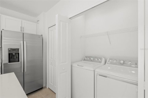Townhouse in Bradenton, Florida 3 bedrooms, 125.14 sq.m. № 1718552 - photo 6