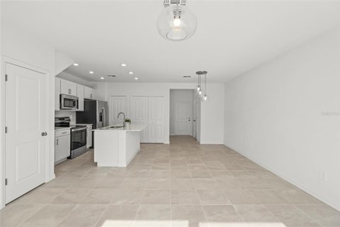 Townhouse in Bradenton, Florida 3 bedrooms, 125.14 sq.m. № 1718552 - photo 11