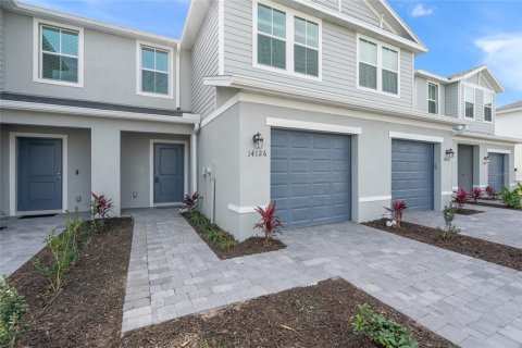 Townhouse in Bradenton, Florida 3 bedrooms, 125.14 sq.m. № 1718552 - photo 2