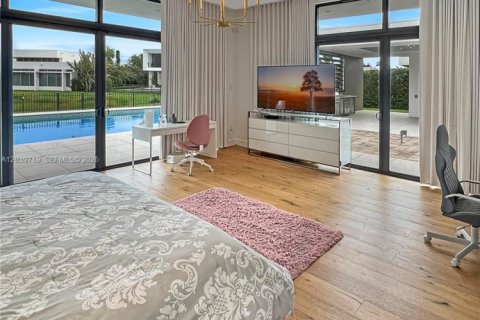 Villa ou maison à louer à Weston, Floride: 6 chambres, 453.46 m2 № 2089460 - photo 15