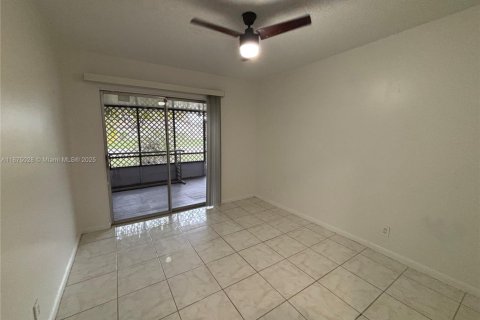 Casa en alquiler en Pompano Beach, Florida, 2 dormitorios, 325.44 m2 № 1928675 - foto 7