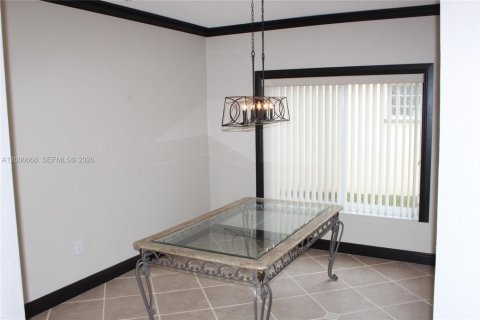 Casa en alquiler en Pembroke Pines, Florida, 4 dormitorios, 137.77 m2 № 2064776 - foto 21