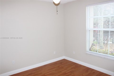 Casa en alquiler en Pembroke Pines, Florida, 4 dormitorios, 137.77 m2 № 2064776 - foto 10