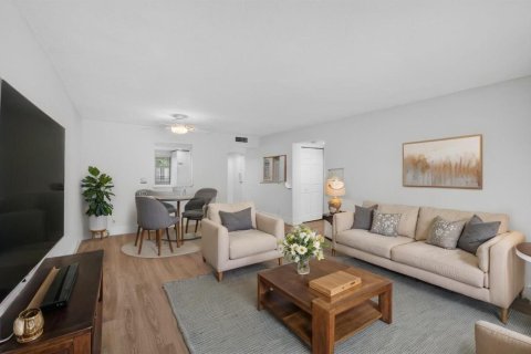 Condo in Delray Beach, Florida, 2 bedrooms № 2246237 - photo 20