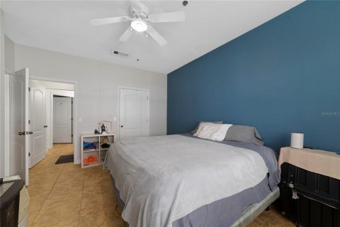 Condo in Orlando, Florida, 3 bedrooms № 2201295 - photo 7