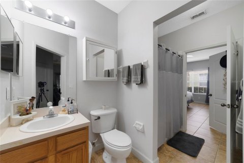 Condo in Orlando, Florida, 3 bedrooms № 2201295 - photo 8