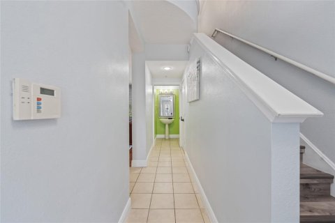 Adosado en venta en Four Corners, Florida, 3 dormitorios, 192.21 m2 № 2221163 - foto 12