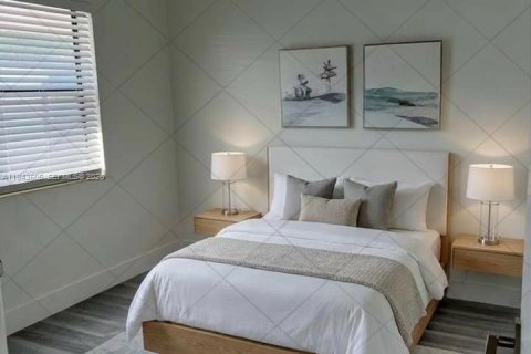 House in Hialeah, Florida 2 bedrooms, 116.13 sq.m. № 2000707 - photo 10