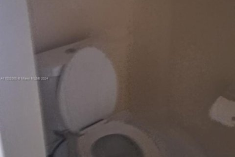 Condominio en venta en Royal Palm Beach, Florida, 3 dormitorios, 135.36 m2 № 1958241 - foto 8