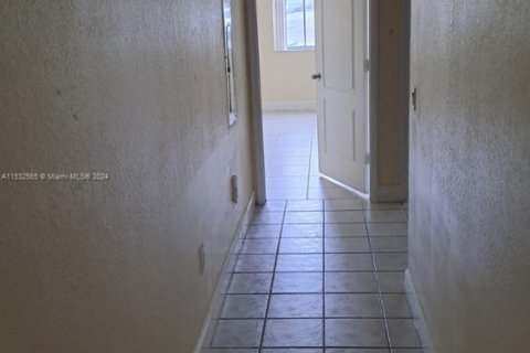 Condominio en venta en Royal Palm Beach, Florida, 3 dormitorios, 135.36 m2 № 1958241 - foto 14