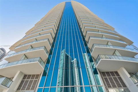 Купить кондоминиум в Майами, Флорида 2 спальни, 144.93м2, № 2038647 - фото 18