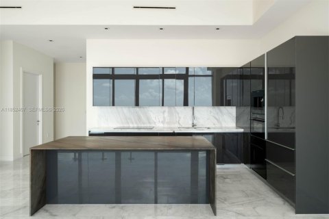 Copropriété à vendre à Miami, Floride: 3 chambres, 192.21 m2 № 2194405 - photo 5