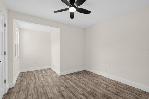 Villa ou maison à vendre à Saint Petersburg, Floride: 4 chambres, 132.94 m2 № 2403150 - photo 22