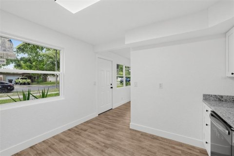 Villa ou maison à vendre à Saint Petersburg, Floride: 4 chambres, 132.94 m2 № 2403150 - photo 18