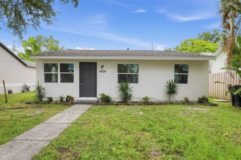 Villa ou maison à vendre à Saint Petersburg, Floride: 4 chambres, 132.94 m2 № 2403150 - photo 5