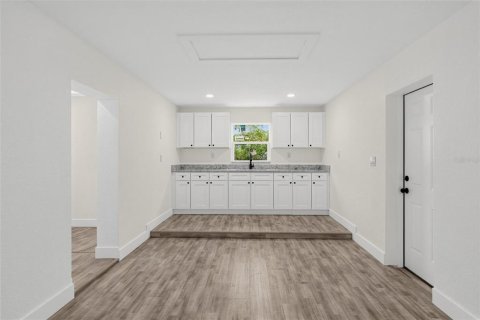 Villa ou maison à vendre à Saint Petersburg, Floride: 4 chambres, 132.94 m2 № 2403150 - photo 16