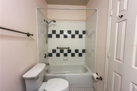 Condo in Bradenton, Florida, 3 bedrooms № 2201994 - photo 14