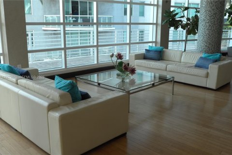 Condominio en venta en Miami, Florida, 2 dormitorios, 93.46 m2 № 2038848 - foto 29