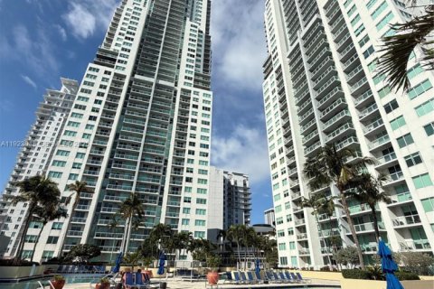 Condominio en venta en Miami, Florida, 2 dormitorios, 93.46 m2 № 2038848 - foto 2