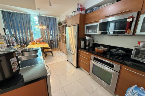 Condominio en venta en Miami, Florida, 2 dormitorios, 93.46 m2 № 2038848 - foto 6