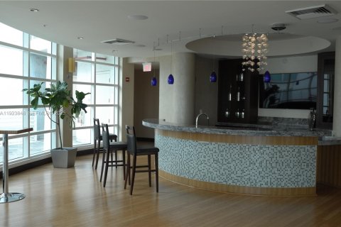 Condominio en venta en Miami, Florida, 2 dormitorios, 93.46 m2 № 2038848 - foto 30