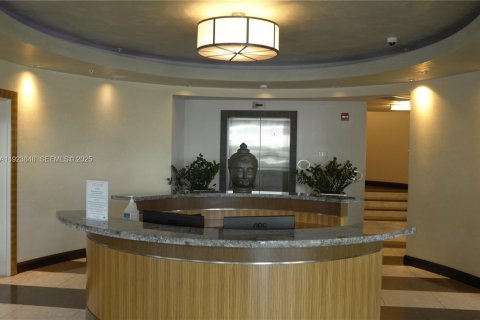 Condominio en venta en Miami, Florida, 2 dormitorios, 93.46 m2 № 2038848 - foto 21