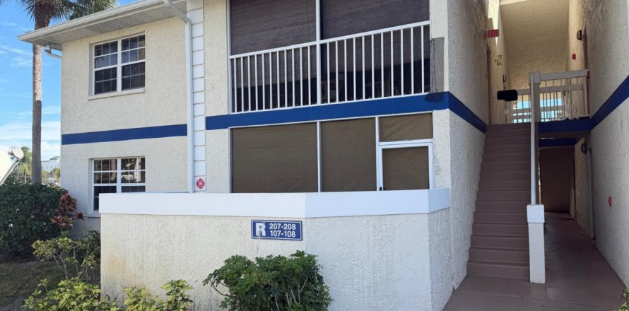 Condo in Port St. Lucie, Florida, 1 bedroom  № 2241256