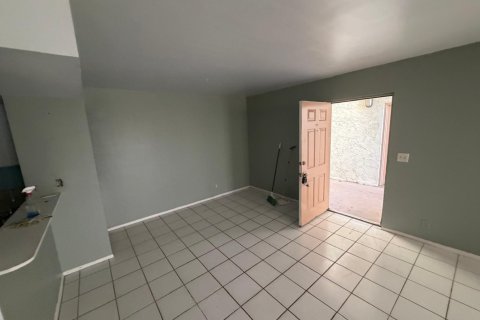 Condo in Port St. Lucie, Florida, 1 bedroom  № 2241256 - photo 2