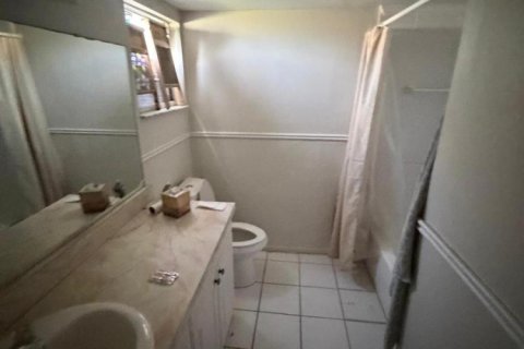 Condo in Port St. Lucie, Florida, 1 bedroom  № 2241256 - photo 9
