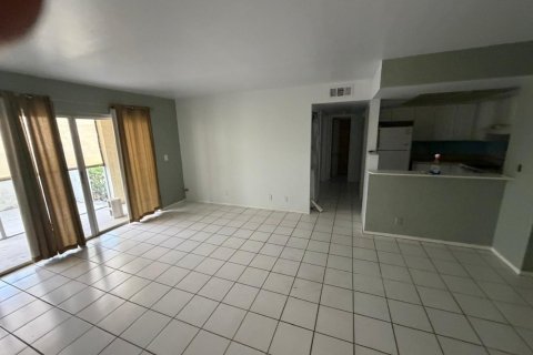Condo in Port St. Lucie, Florida, 1 bedroom  № 2241256 - photo 3