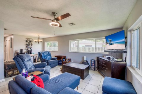 Villa ou maison à vendre à Palm Beach Gardens, Floride: 3 chambres, 132.39 m2 № 2081682 - photo 5