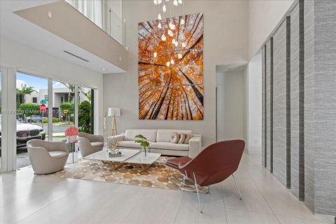 House in Doral, Florida 5 bedrooms, 342.81 sq.m. № 2013691 - photo 8