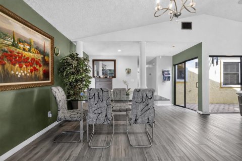 House in Delray Beach, Florida 3 bedrooms, 148.92 sq.m. № 2173838 - photo 9
