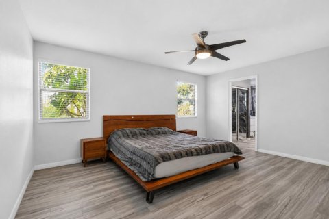 House in Delray Beach, Florida 3 bedrooms, 148.92 sq.m. № 2173838 - photo 17