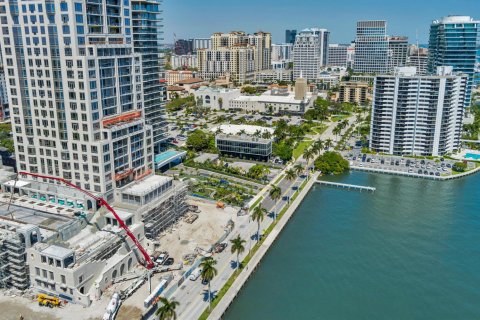 Propiedad comercial en venta en West Palm Beach, Florida № 2250071 - foto 22