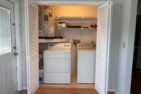 Casa en venta en Palm Harbor, Florida, 2 dormitorios, 95.69 m2 № 1807439 - foto 16