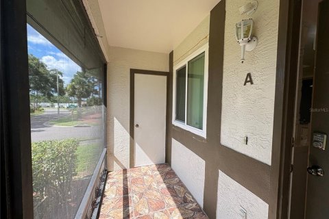 Casa en venta en Palm Harbor, Florida, 2 dormitorios, 95.69 m2 № 1807439 - foto 2