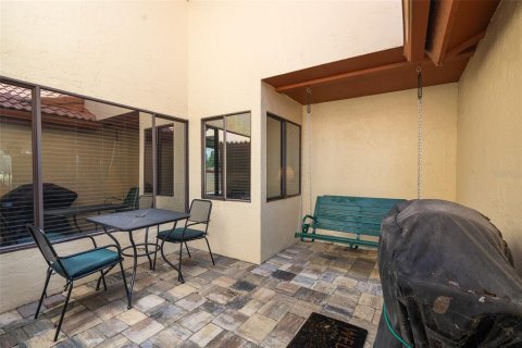 Townhouse in Palm Coast, Florida 3 bedrooms, 154.68 sq.m. № 1902442 - photo 12