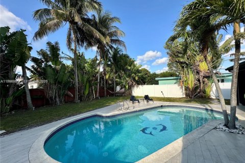 Купить виллу или дом в Холливуд, Флорида 3 спальни, 154.4м2, № 2060867 - фото 8