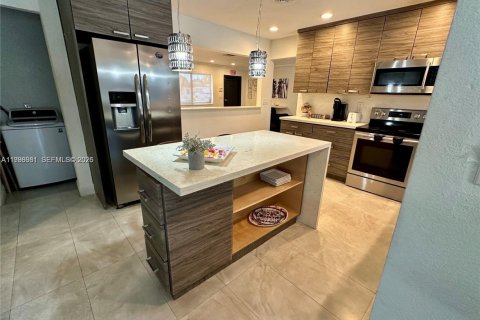 Купить виллу или дом в Холливуд, Флорида 3 спальни, 154.4м2, № 2060867 - фото 23