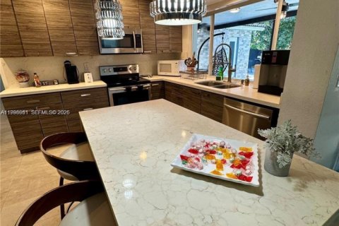 Купить виллу или дом в Холливуд, Флорида 3 спальни, 154.4м2, № 2060867 - фото 24