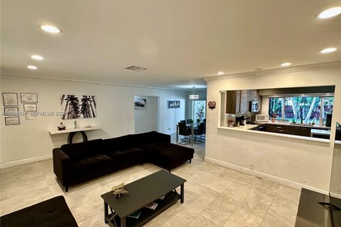 Купить виллу или дом в Холливуд, Флорида 3 спальни, 154.4м2, № 2060867 - фото 22