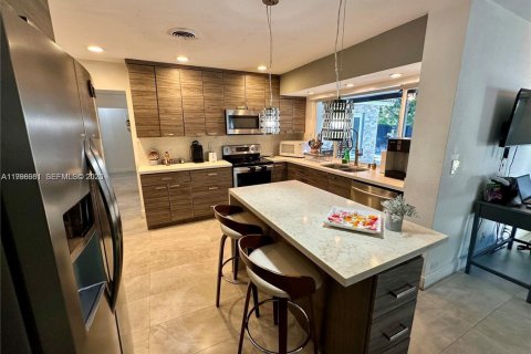 Купить виллу или дом в Холливуд, Флорида 3 спальни, 154.4м2, № 2060867 - фото 27