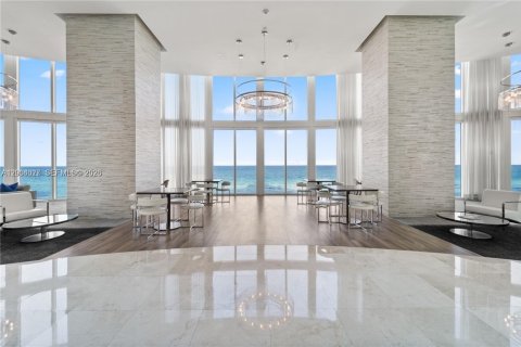 Condo in Sunny Isles Beach, Florida, 3 bedrooms  № 2068810 - photo 24